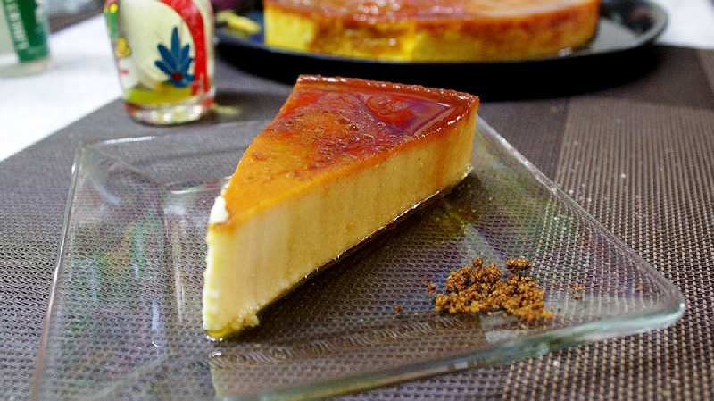 Postre de Flan de Mezcal
